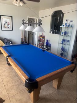 Connelly  billards 8’ table