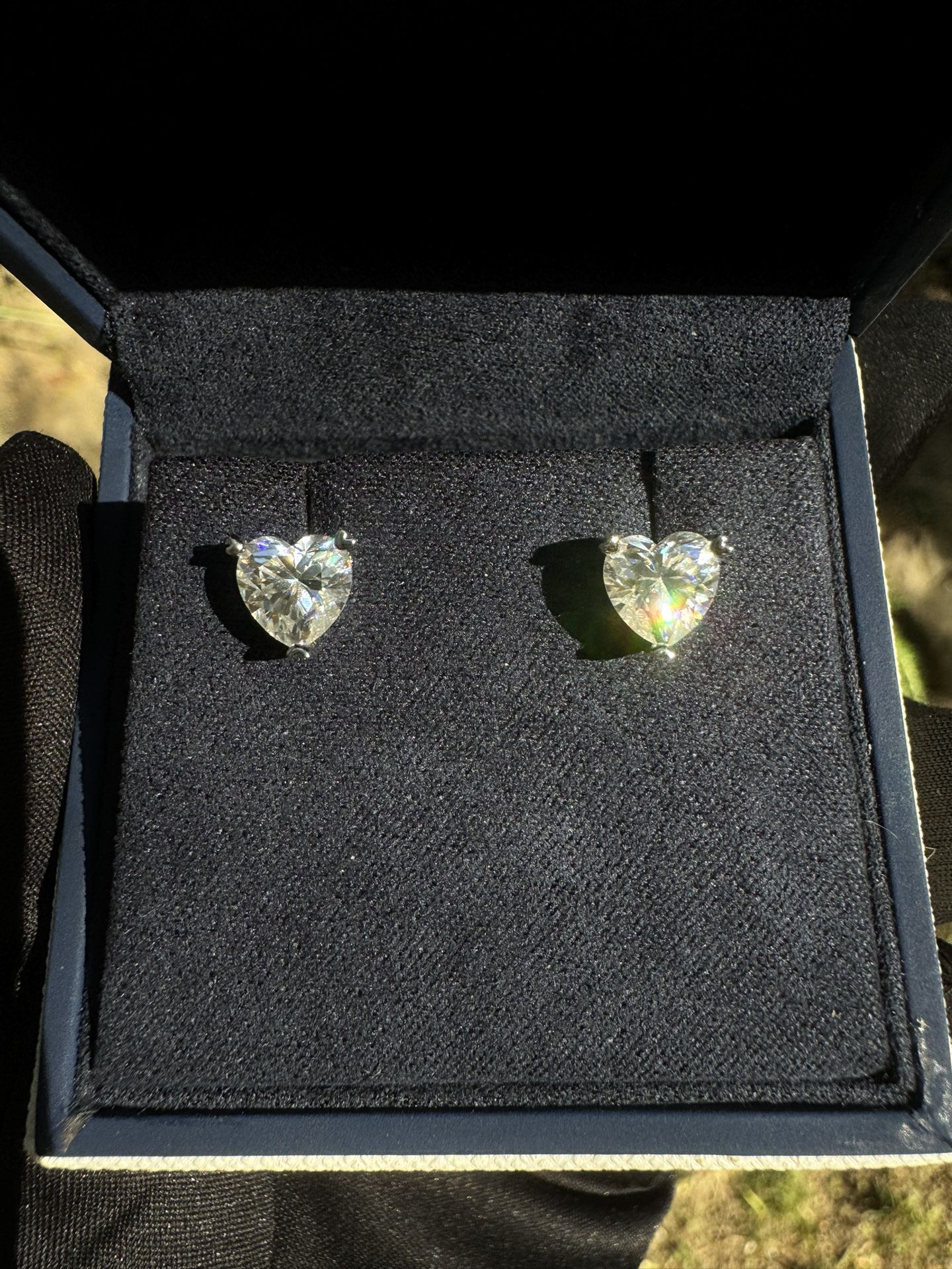 New Moissanite Heart-Shaped Earrings 2CT 18K White Gold Plated Sterling Silver