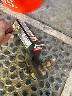 Uhaul hitch ball