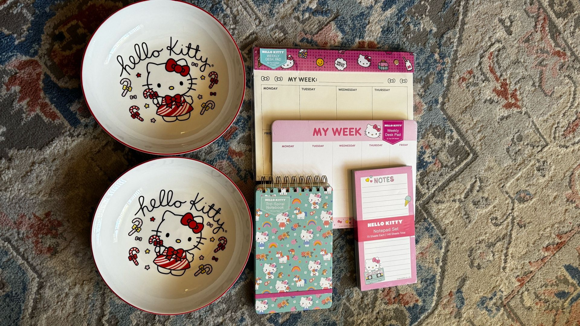 Hello kitty Set - Brand New - Plate, Weekly Desk Pad, Weekly Planner, Notepad, Notebook