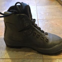 Women’s Quality Hiking Boots