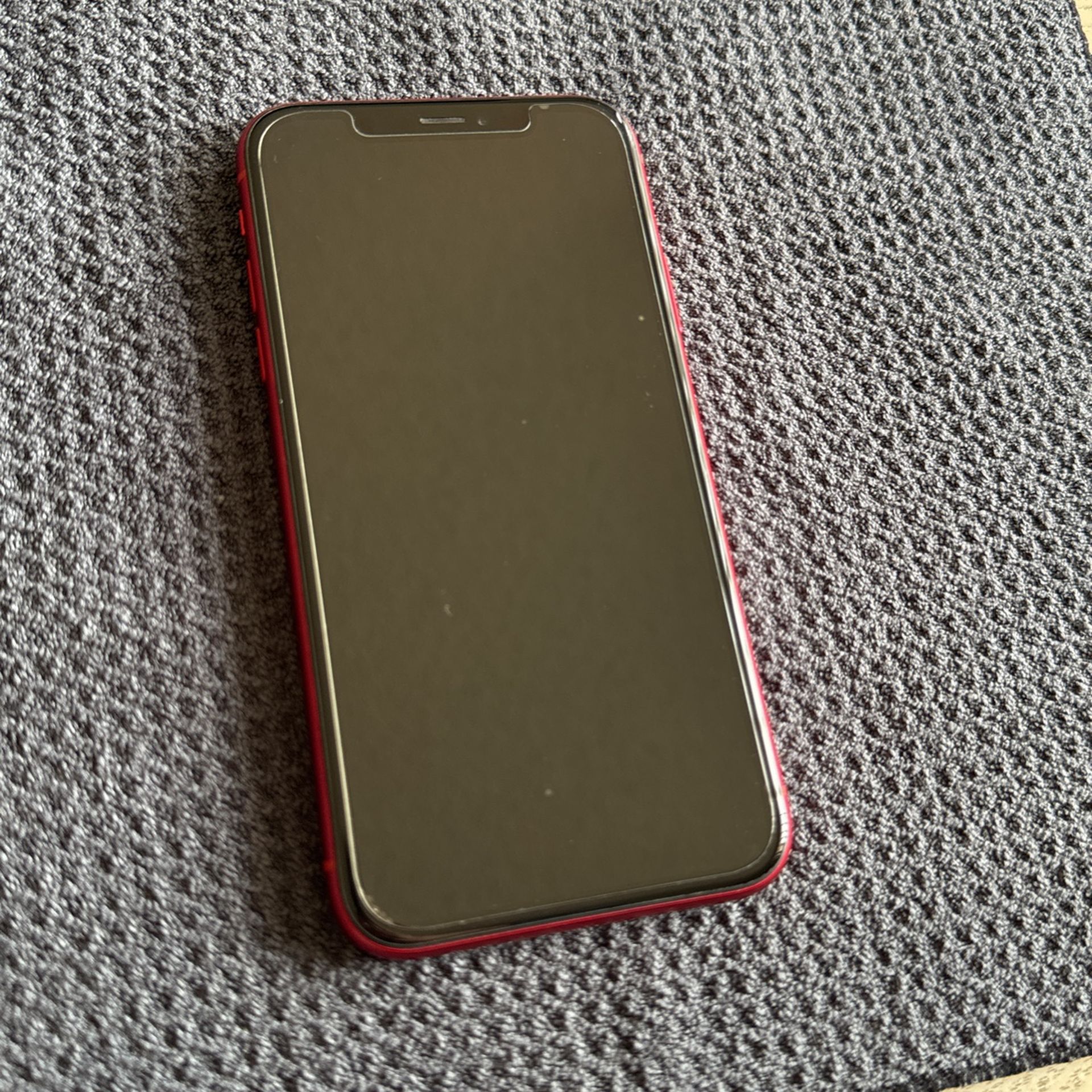 iPhone XR - RED