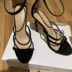 Woman shoes