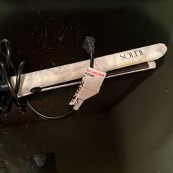 Soleil Straightener