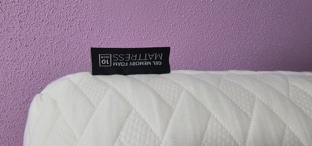 Full Size Mattress 10"