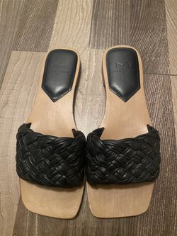 Marc Fisher Sandals