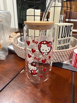 Hello Kitty Glass Cup with Bamboo Lid and Straw