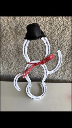 Horseshoe Snowman