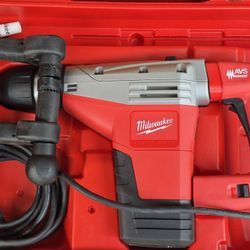 Milwaukee SDS max heavy duty demolition hammer