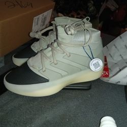Adidas Fear Of God Size 10 New  $100