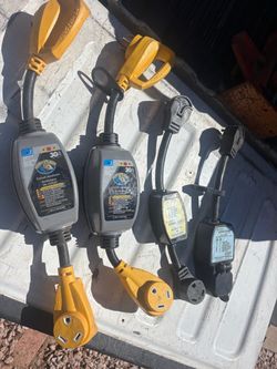 RV Power Grip Circuit Analyzers and Surge Guards Lot