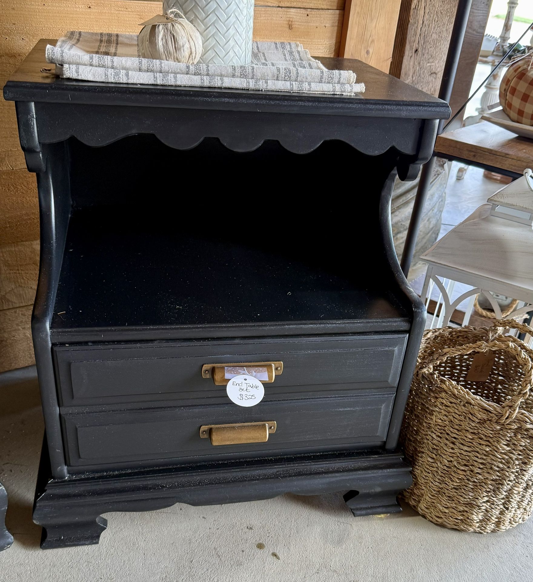 Black end table set