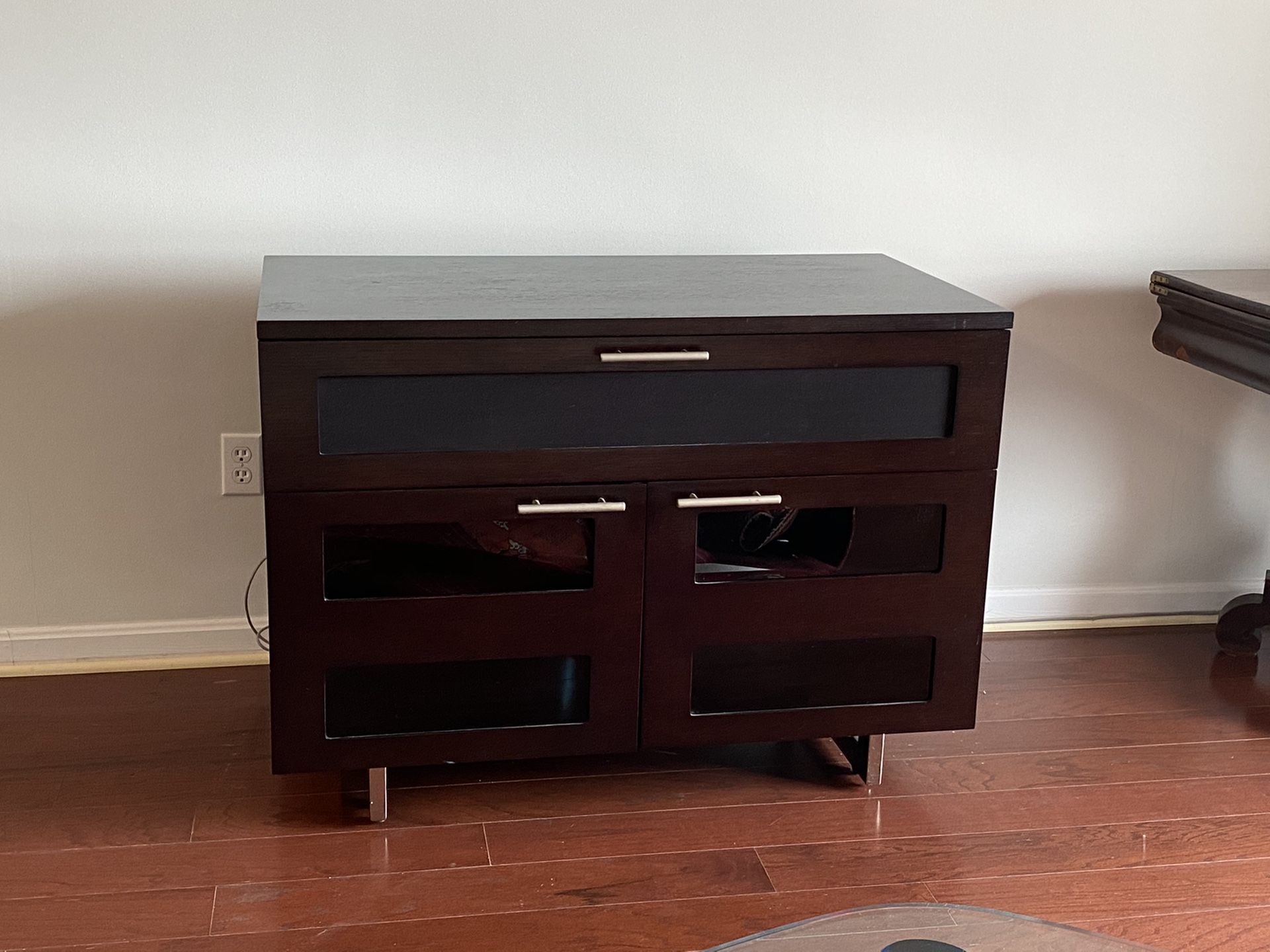 TV Stand/Console table for 40in TV