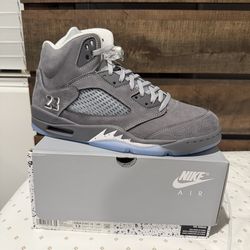 Wolf Grey 5 size 13M