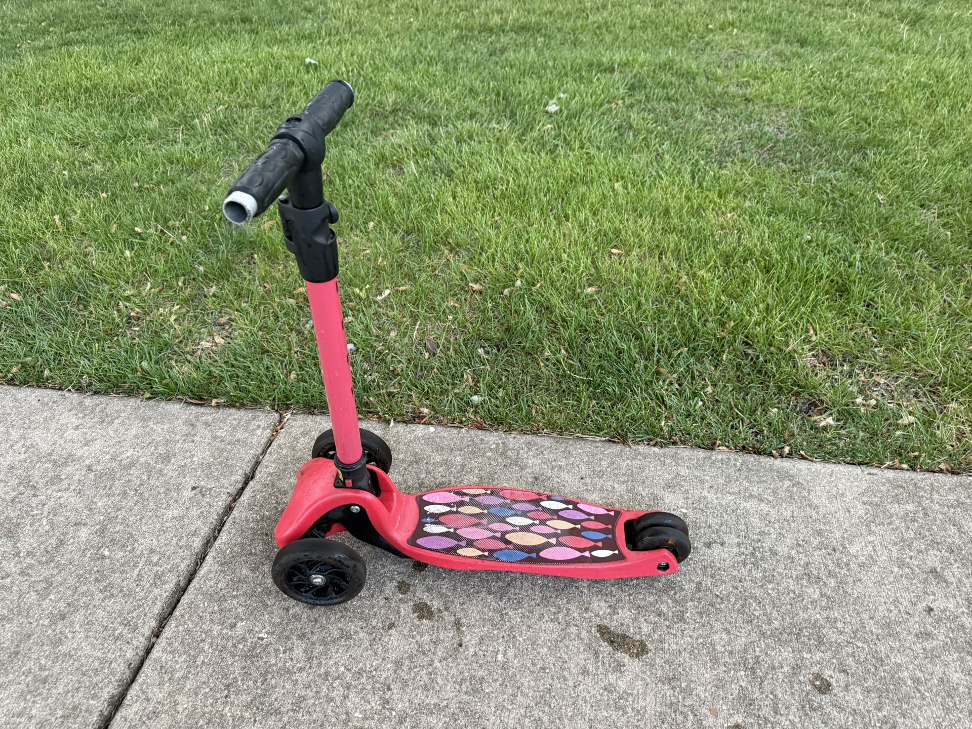 Kids Scooter Collapsible And Light Up Wheels