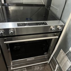 Kitchenaid 30” 220v Electric Stove 