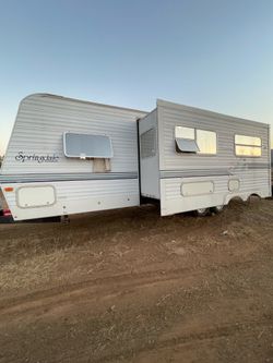 Travel trailer
