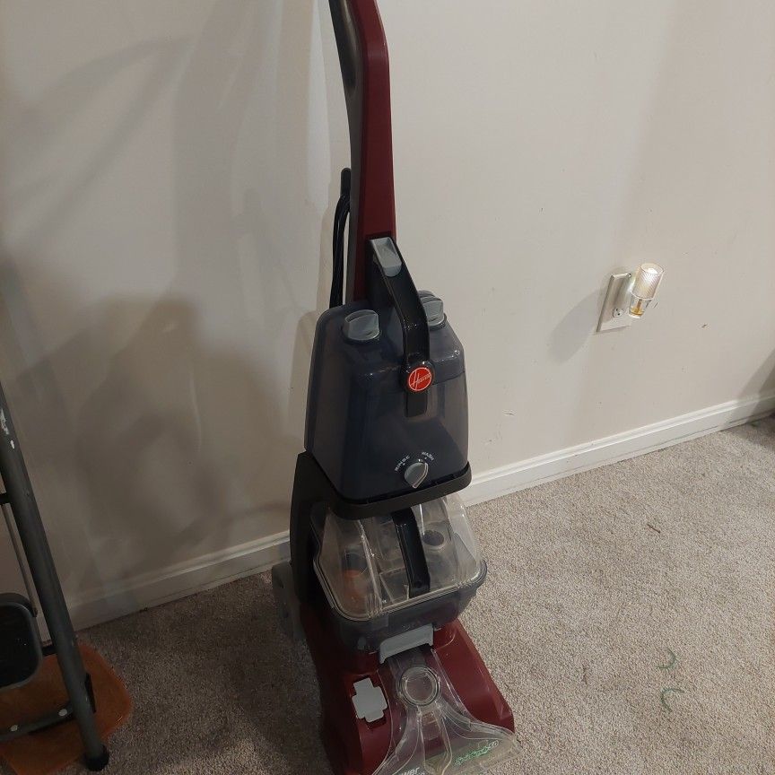 Carpet Shampooing Vacuum 