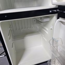 Frigidaire mini