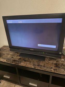 Sony 32” (NOT A SMART TV)