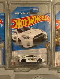Hot Wheels Liberty Walk Nissan GT-R Die-Cast Car