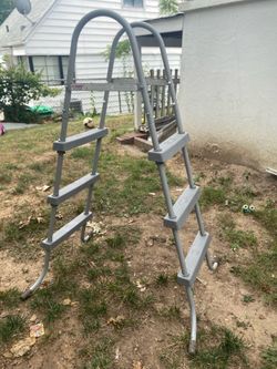 Bestway Pool Ladder