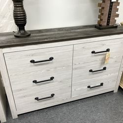 New Dresser 🔥🔥 IN STOCK 