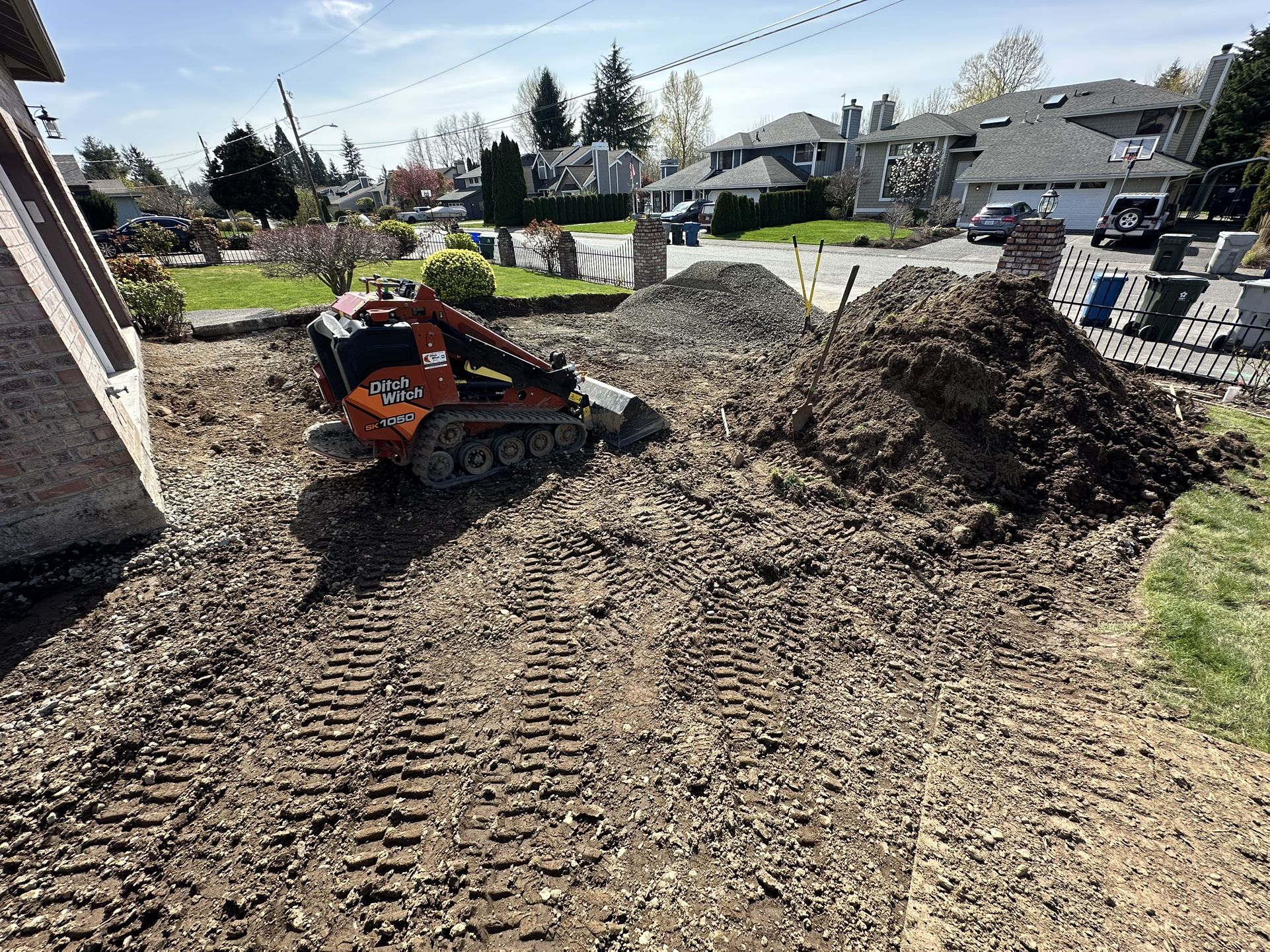 Ditch Witch 1050 With Attachments