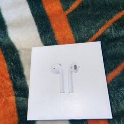 Apple AirPods 2nd Gen. Clean, Works Perfect + Charger Included