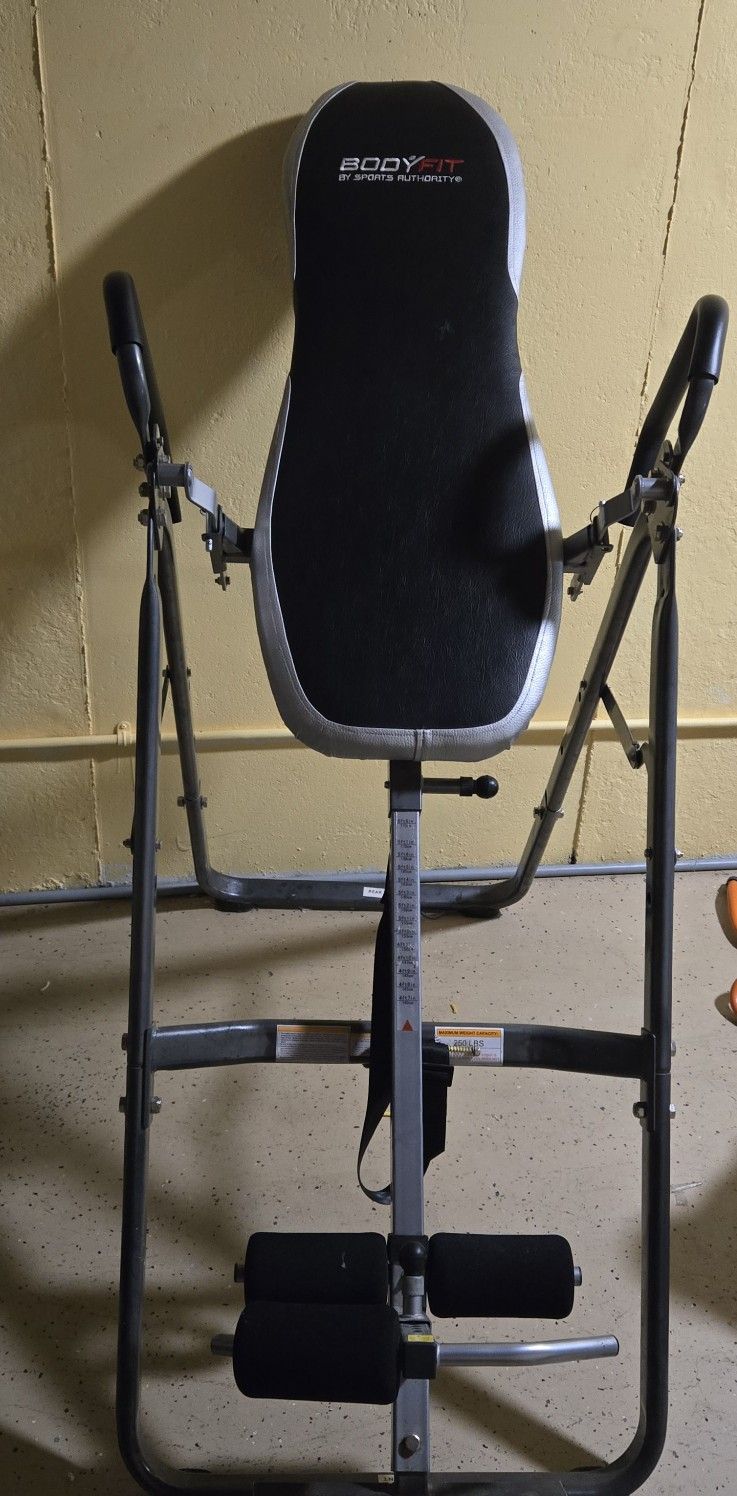 Body Fit Inversion Table
