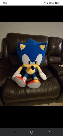 Large Sonic the Hedgehog Plush 32