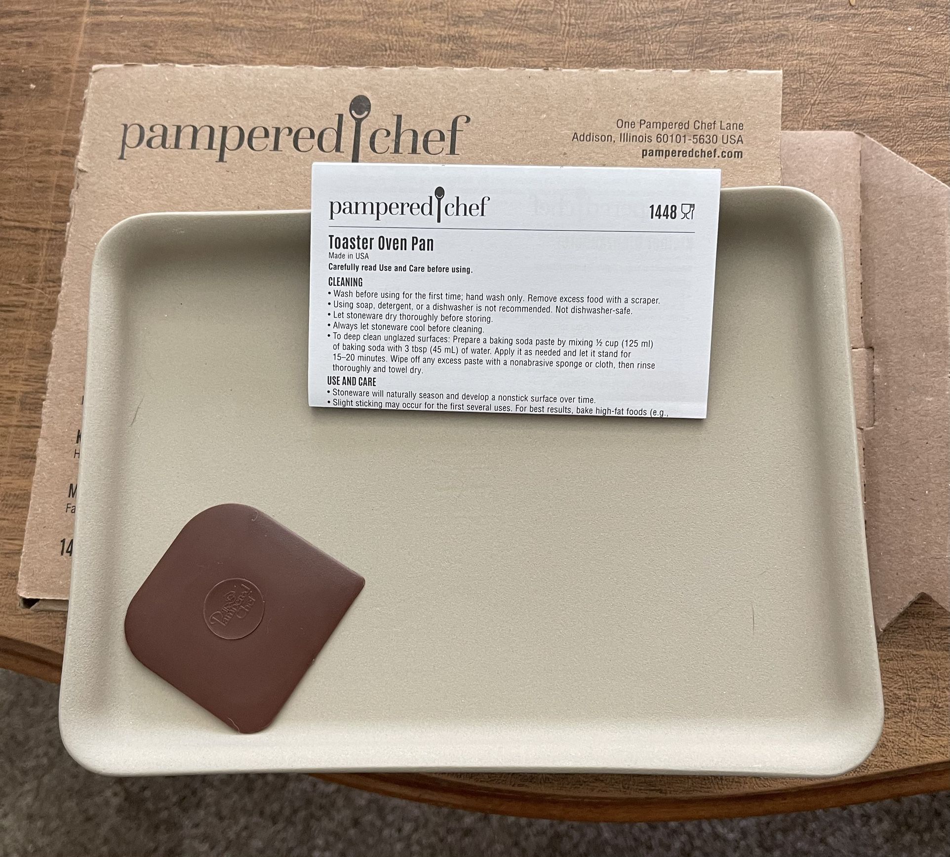 NEW Pampered Chef Toaster Oven Pan Stoneware