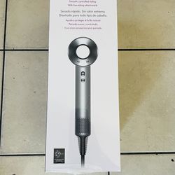 Dyson Supersonic Hair Dryer Silver Brand New 