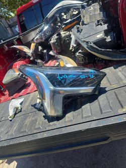 Tundra Headlights 2023 2025