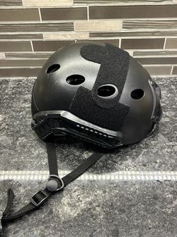 Tactical Helmet with NVG Mount and Straps Size M/L