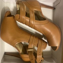 MICHAEL KORS HEELS