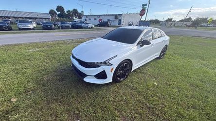 2022 Kia K5