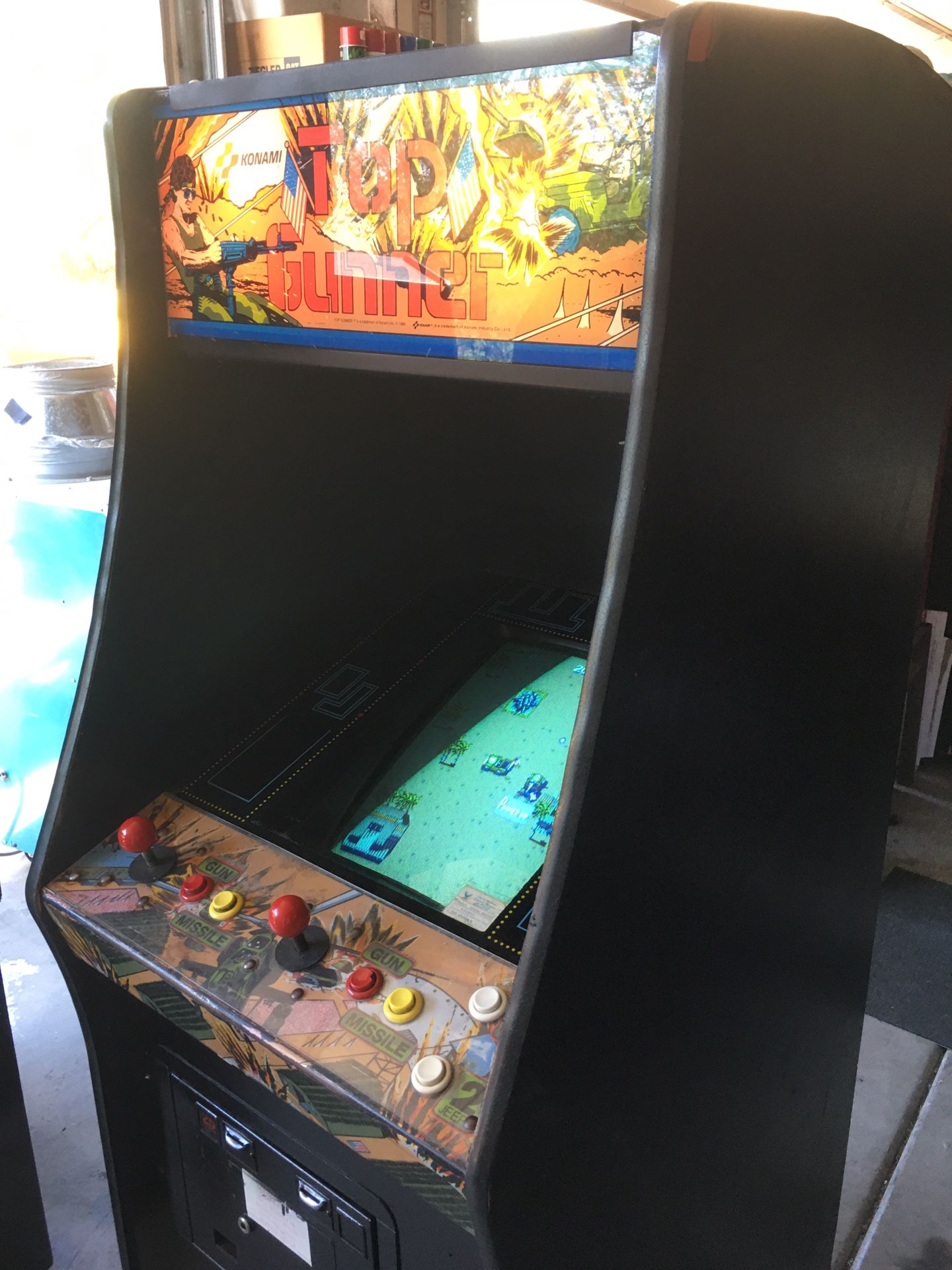 Top gunner arcade video game