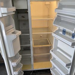 Whirlpool Fridge $140 Works Good , Can Deliver 