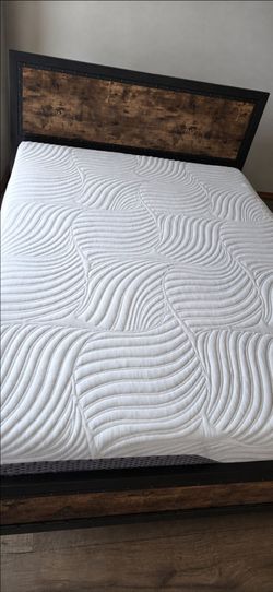Newer Queen Wayfair Platform Bed Frame with Voila 12" Hybrid Mattress