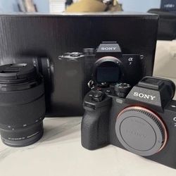 Sony A7 iv Mirrorless camera 