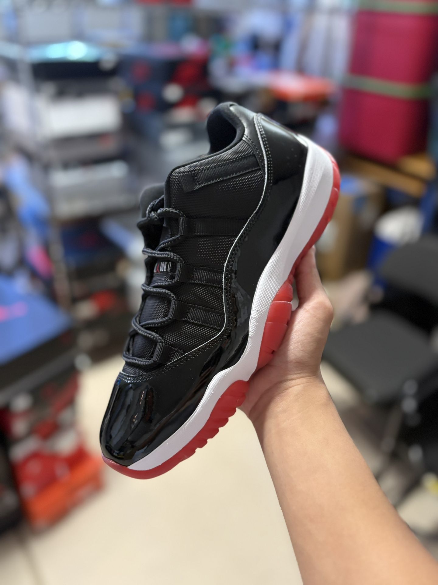 Bred 11 Jordan Low