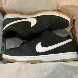 Nike Black Gum SB Low