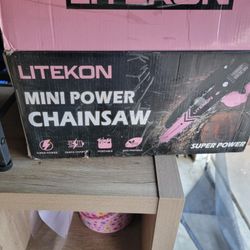 Mini Power Chainsaw.BRAND NEW!!
