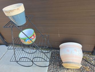 Iron shelf for plants 3 ceramic pots for plants 100