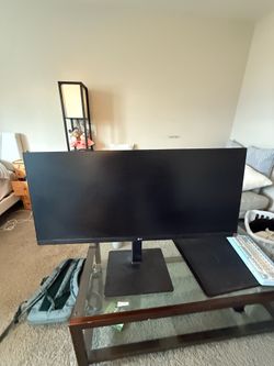 LG UltraWide Monitor 34'