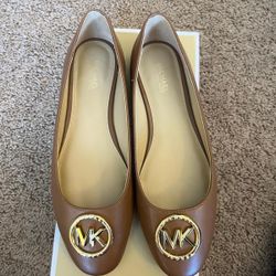 MK Women’s Leather Flats Shoes Size 7