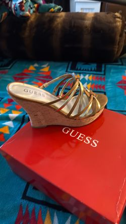 Guess wedges