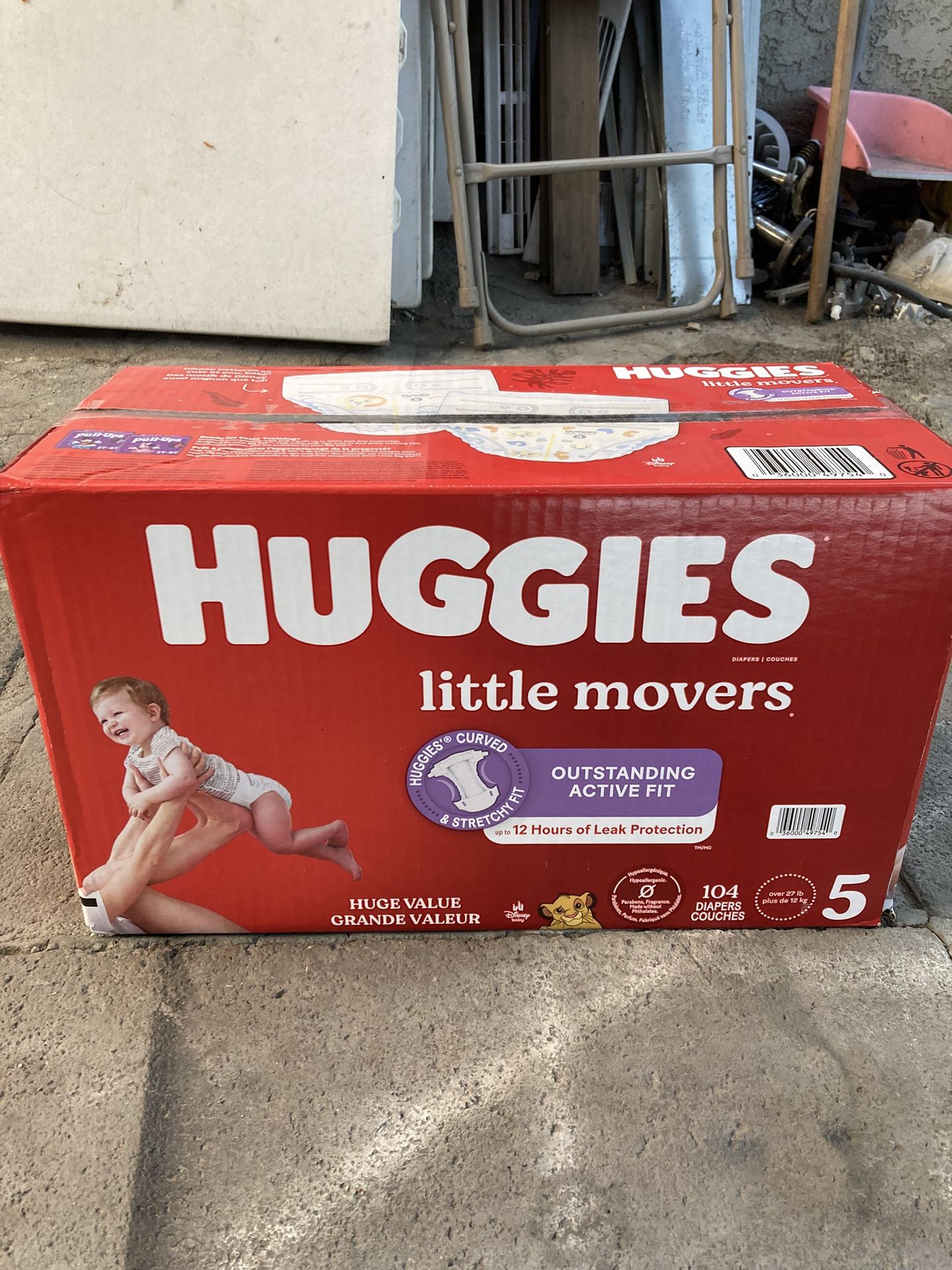HUGGIES   SIZE   5      104     pañales