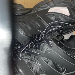Balenciaga Tracks 